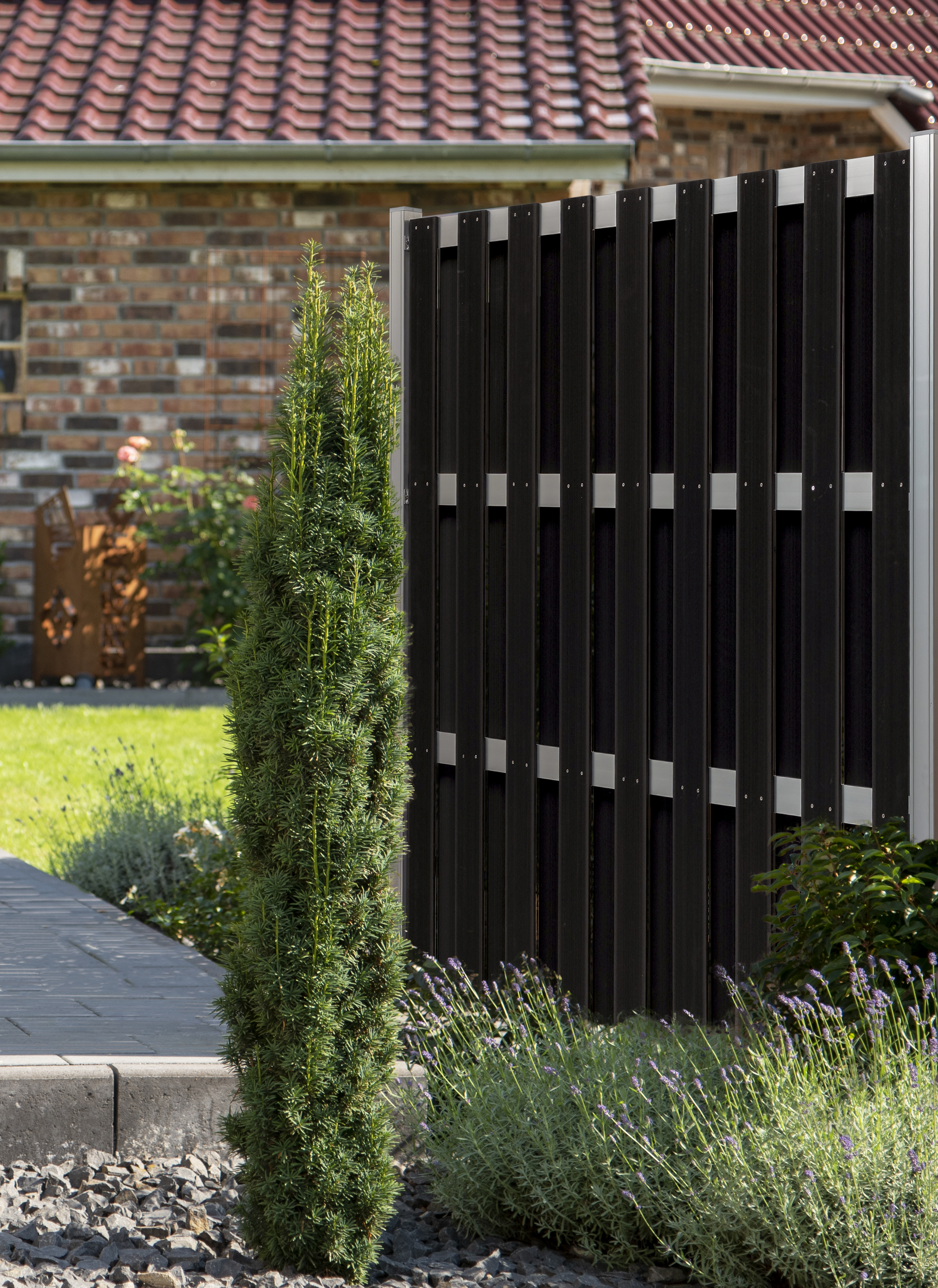 System Sichtschutz Zaun WPC Grace Line