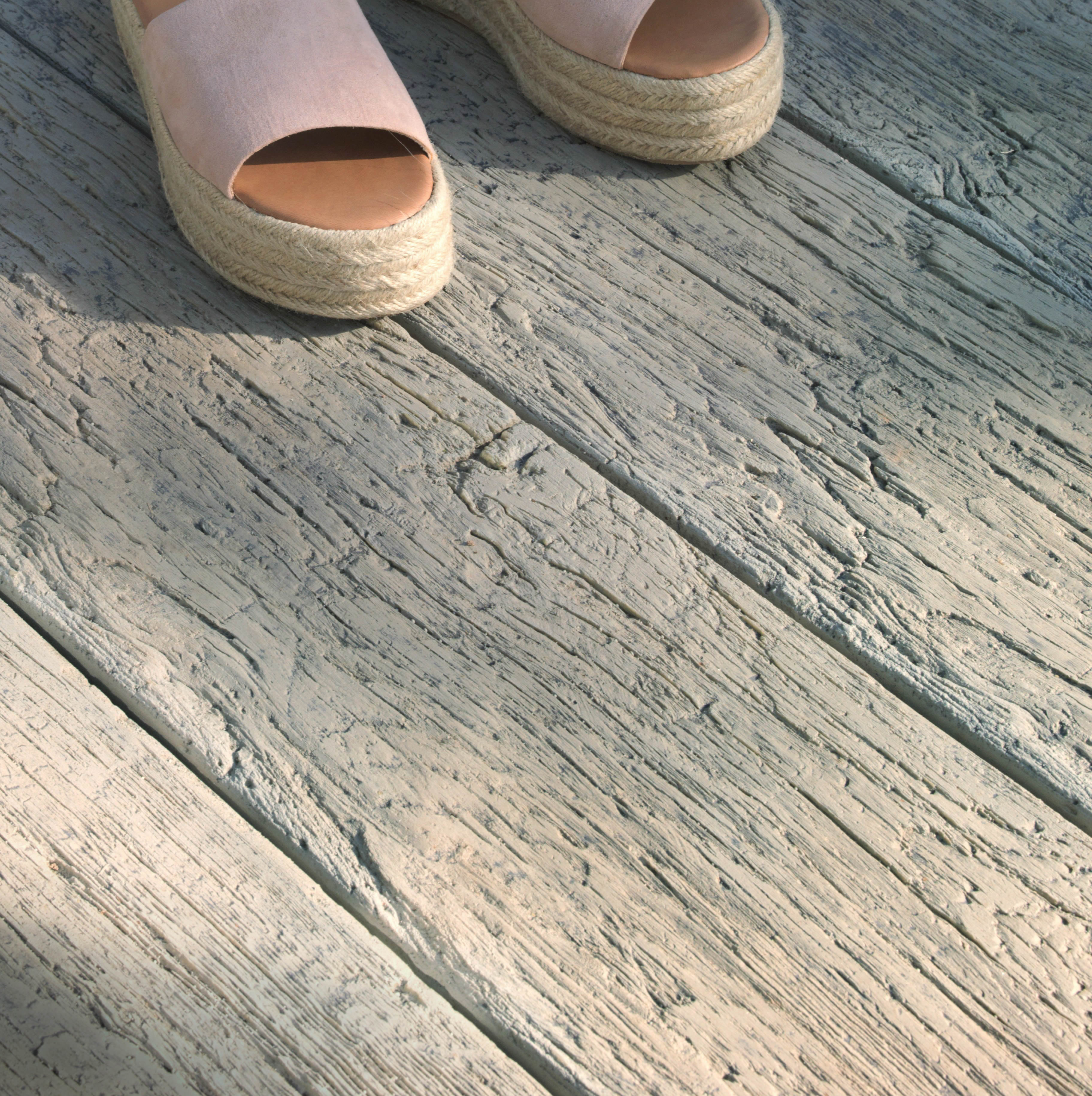 Millboard Terrassendiele Weathered in Driftwood 32x200mm